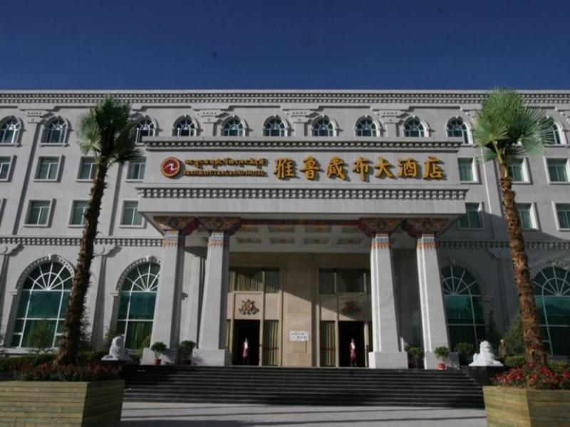 Brahmaputra Grand Hotel Lhasa Exterior foto